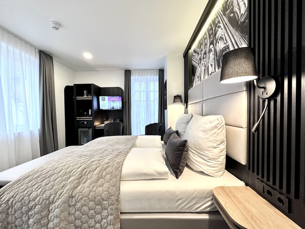 Deluxe Double Room photo 2