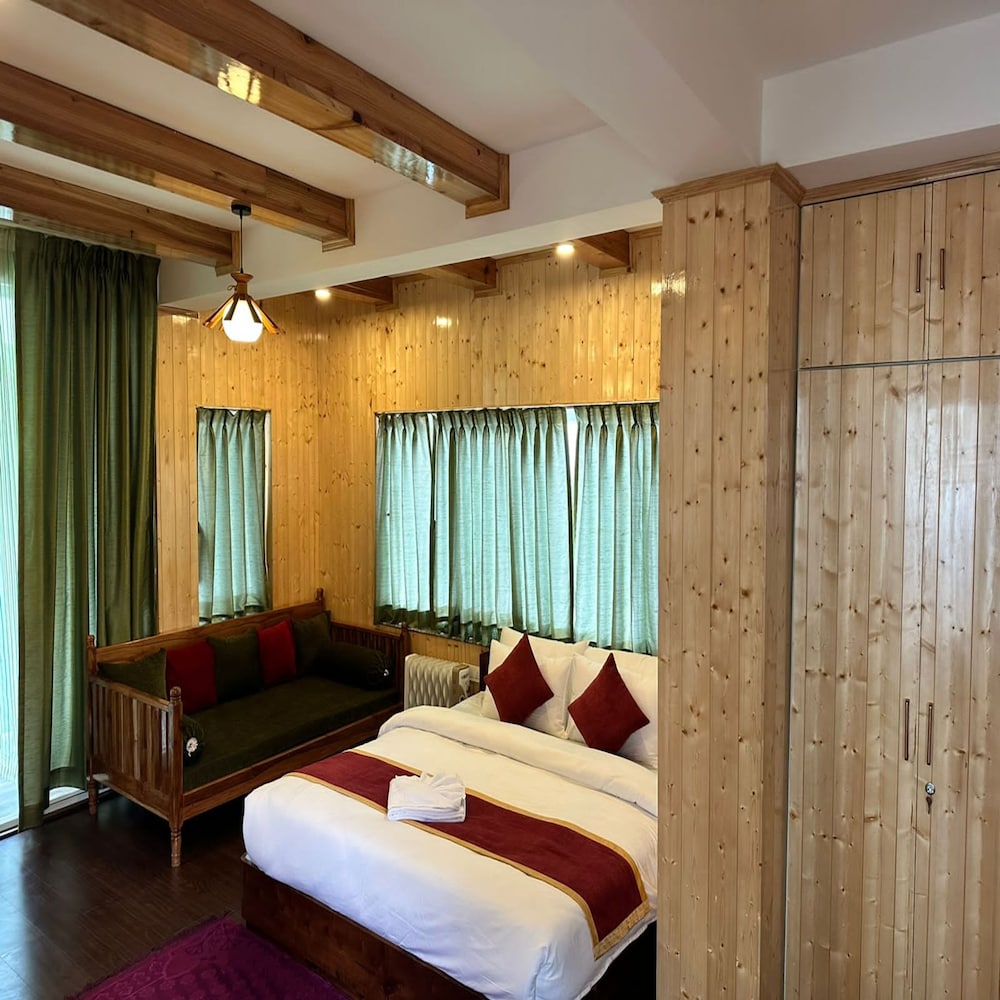 Deluxe room with mountain view - Photo 4