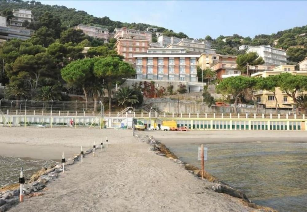 Family Studio, Sea View, Sea Facing (Frontline Beach 22 - M2 - Near To The) photo 2