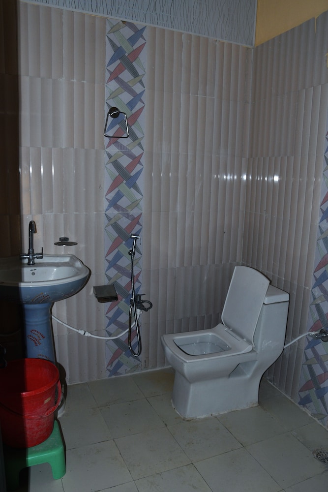 Deluxe Room - Photo 4