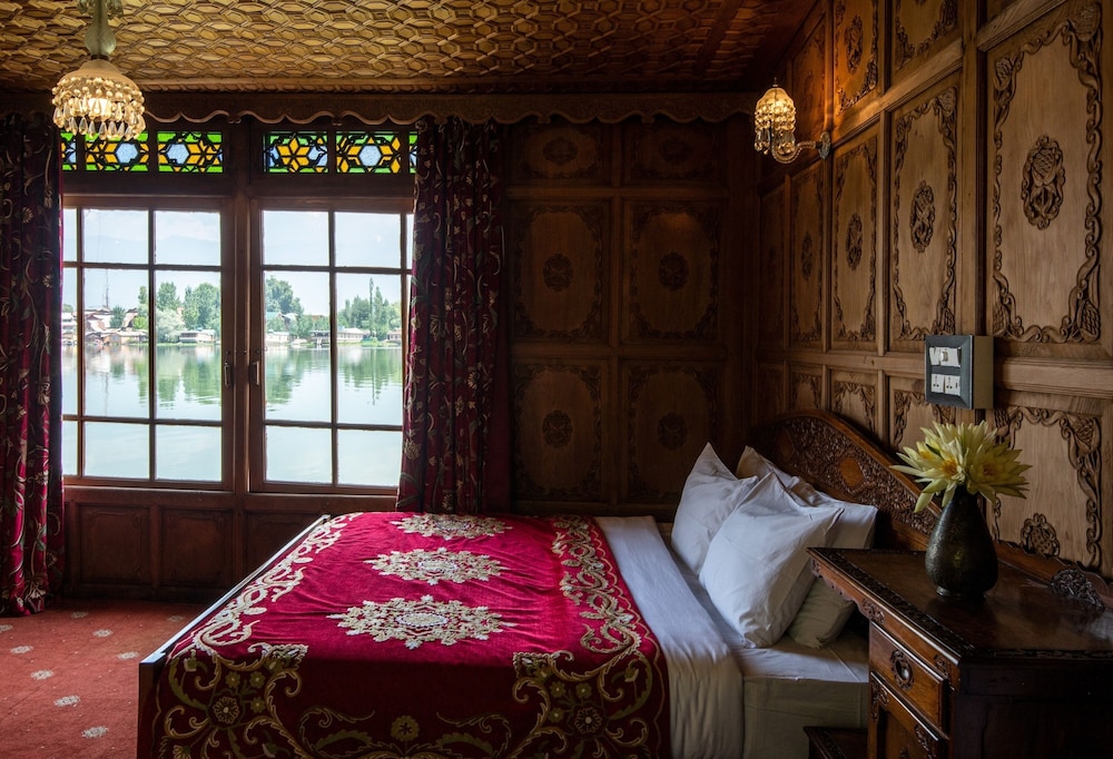 Kohinoor Suite