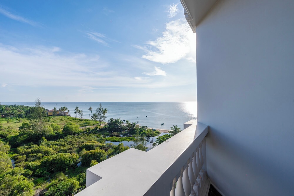 Deluxe Twin Sea View - Photo 6