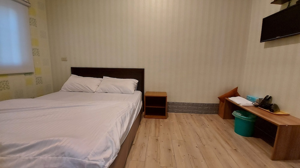 Standard Double Room photo 2