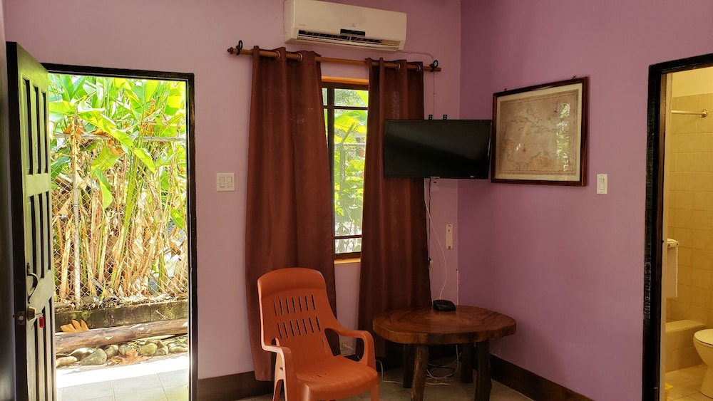 Standard Double Room, Balcony, Garden View