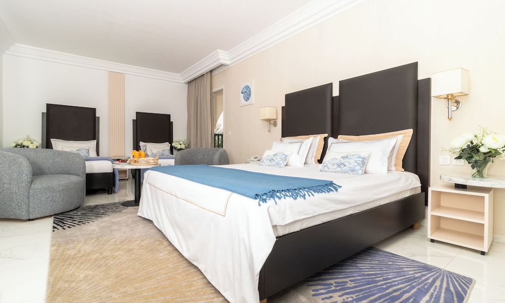 Superior Room - Photo 9