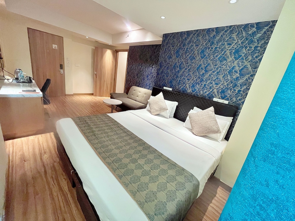 Suite Room photo 2