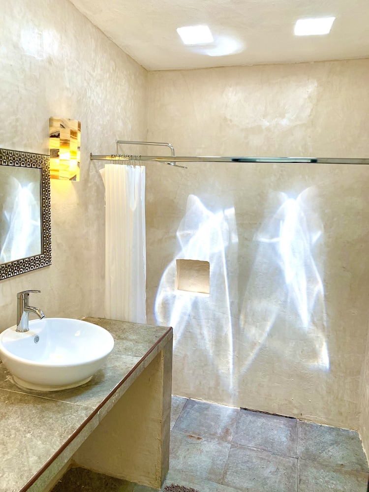 Suite (Master) photo 2
