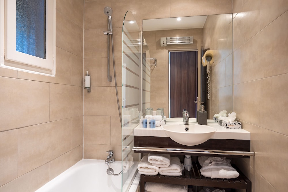 Triple Room - Photo 5