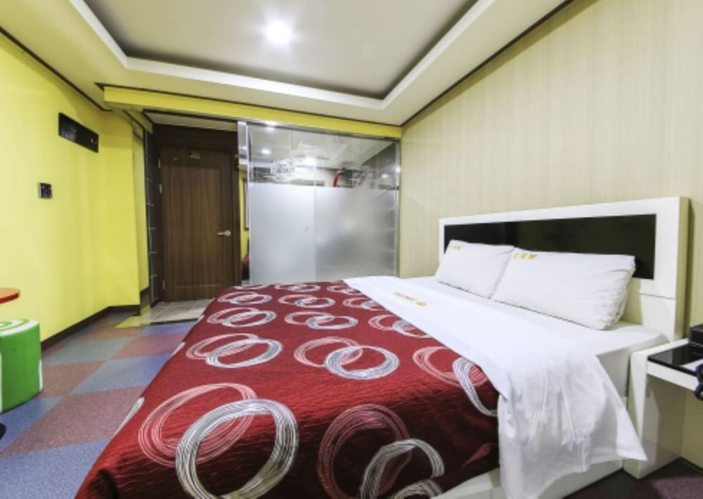 Standard Room - Photo 4