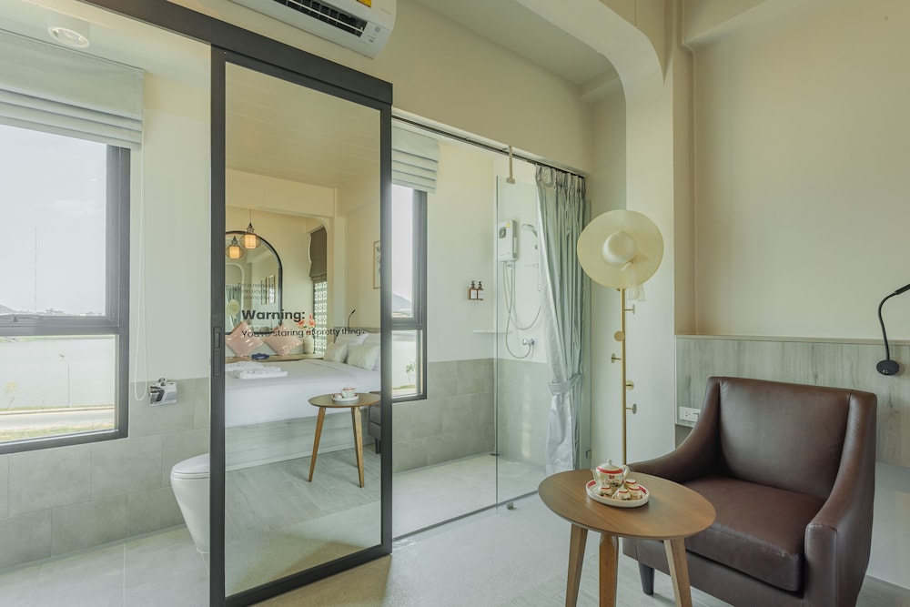 Romantic Room, 1 King Bed, Tower, Nature View