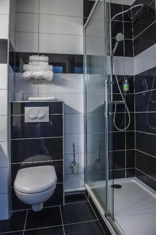 Double Room - Photo 4