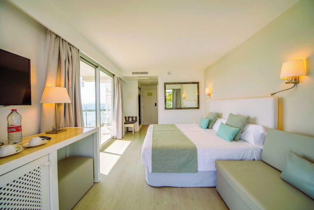 Double Room, Balcony, Sea View (2 Adults + 1 Child)