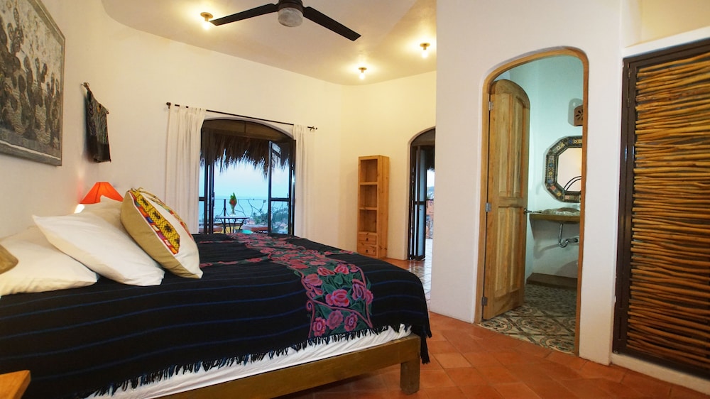 Unit #1 Villa, 1 Bedroom, Kitchen, Sea Facing photo 2