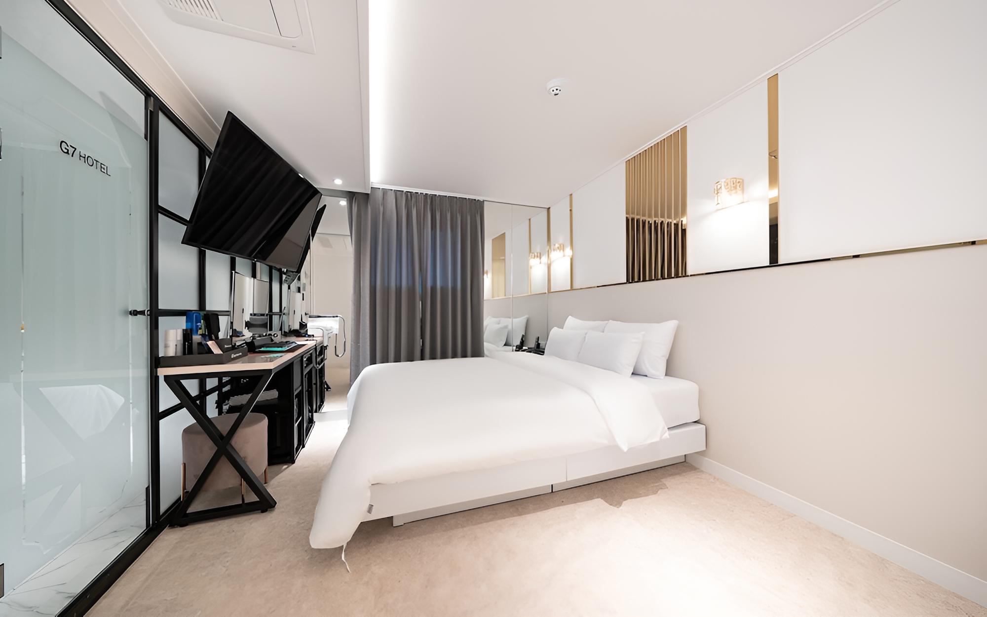 Room (Premium (smart TV hard PC Netflix air) - Photo 1