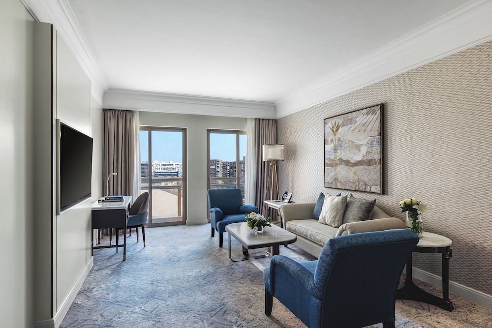 Suite, 1 Twin Bed (Diplomatic, Ergonomic Flex Space)