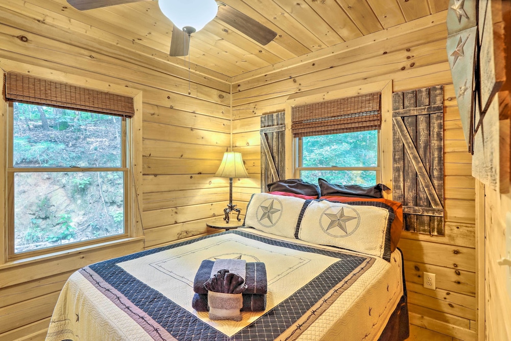 House (2 Bedrooms) photo 1