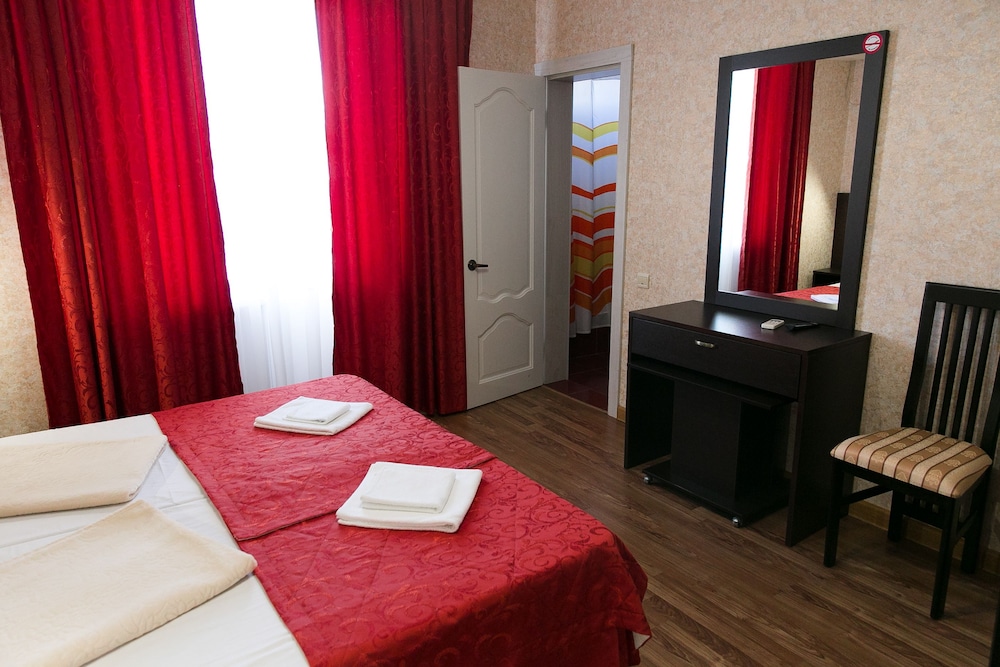 Standard Double or Twin Room, Balcony photo 2