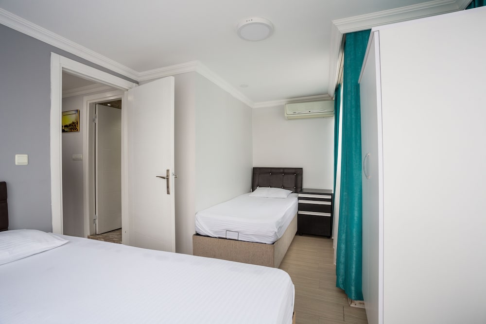 Comfort Apartment, 1 Bedroom, Kitchenette, City View photo 3