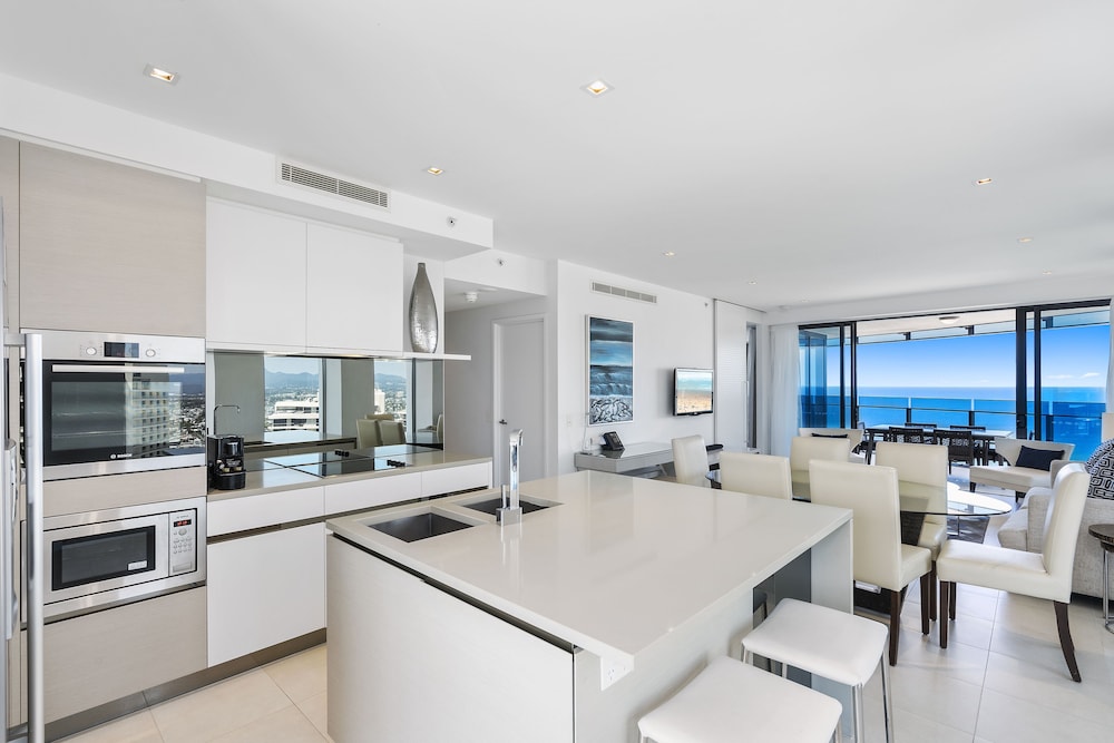 Executive Apartment, 3 Bedrooms, 2 Bathrooms, Ocean View
