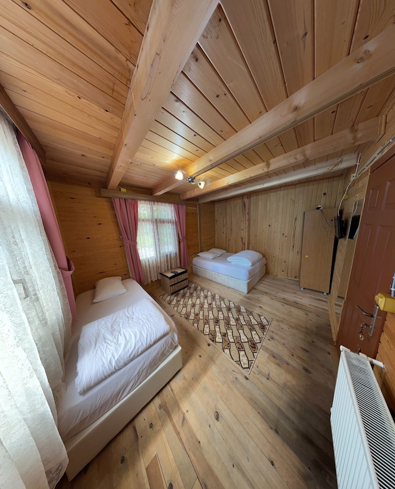 Executive Studio, Balcony