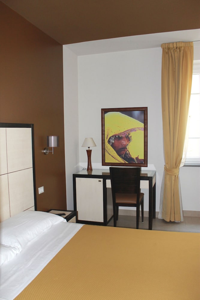 Standard Double Room photo 2