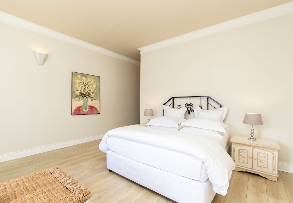 Economy Double Room, 1 Bedroom, Ensuite photo 1