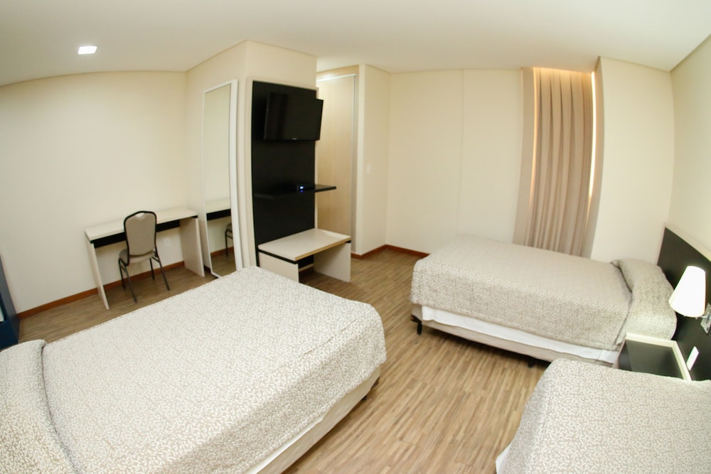 Room photo 2