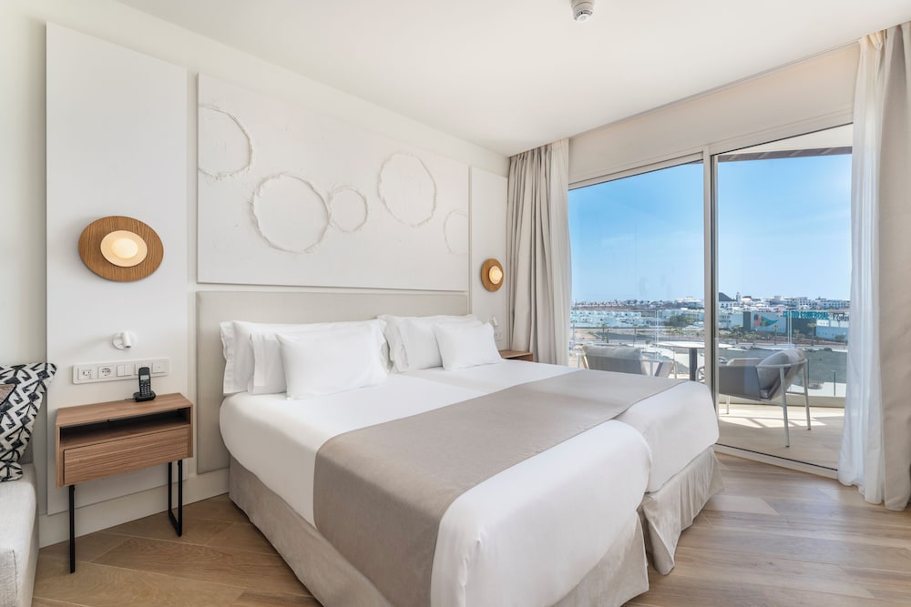 Superior Room - Photo 1
