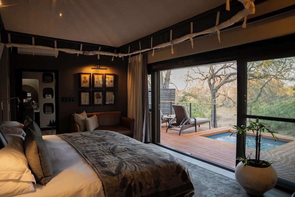 Waterhole Suite photo 1