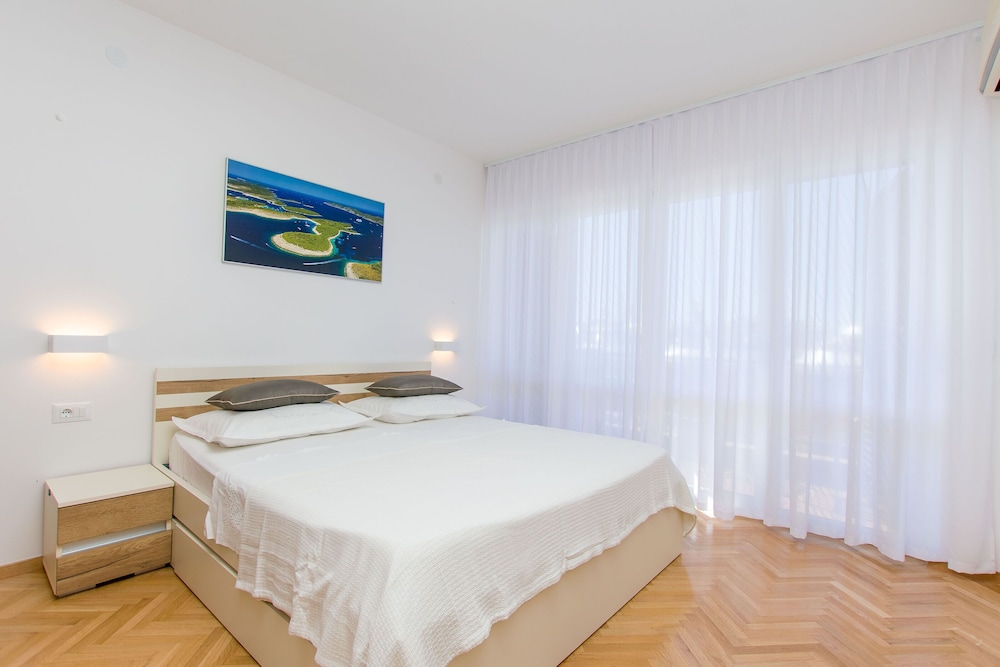 Apartment (A1)