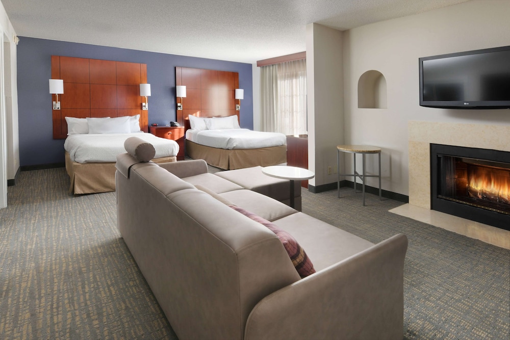 Room, Multiple Beds, Accessible (Mobility Tub) - Photo 2
