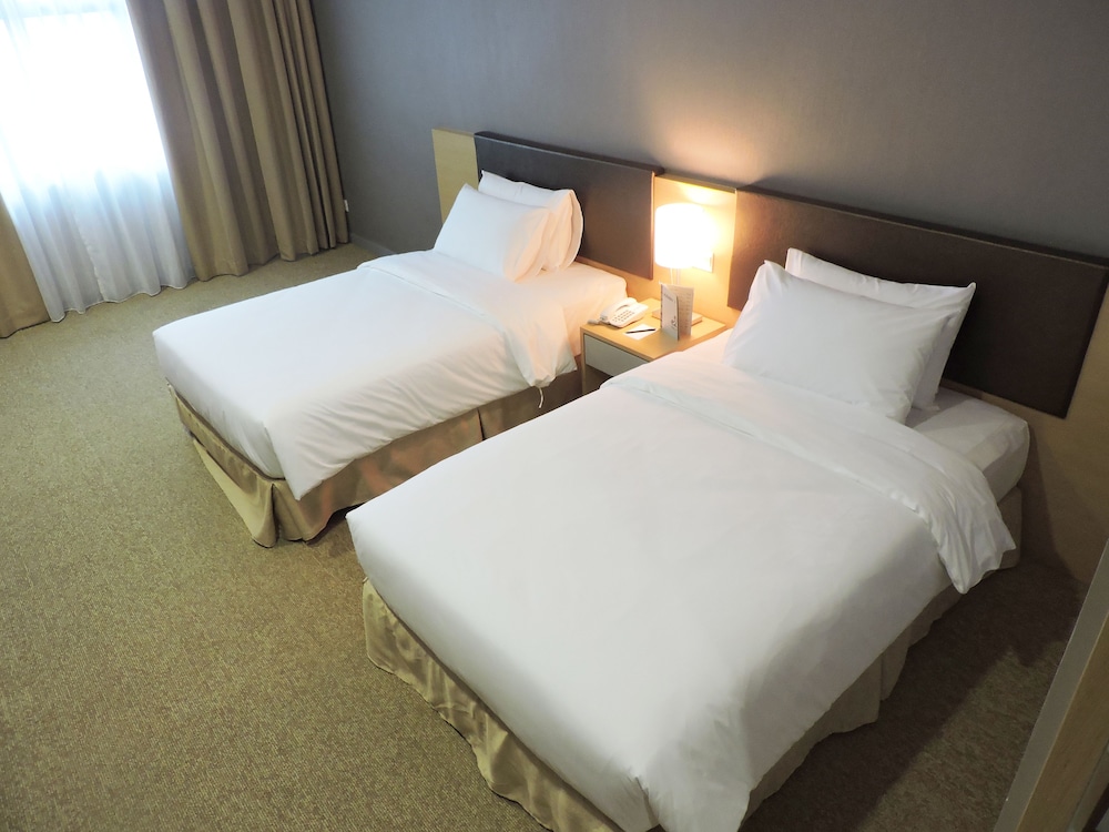 Deluxe Twin Room photo 3