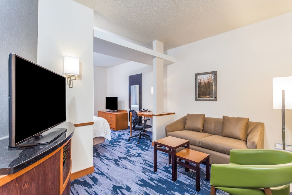 Junior Suite, Multiple Beds - Photo 2