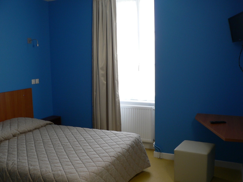 Standard Double Room photo 2