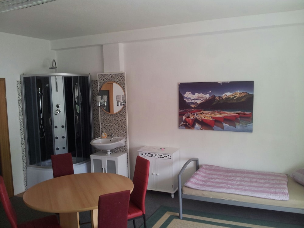 Classic Apartment, 2 Bedrooms photo 2