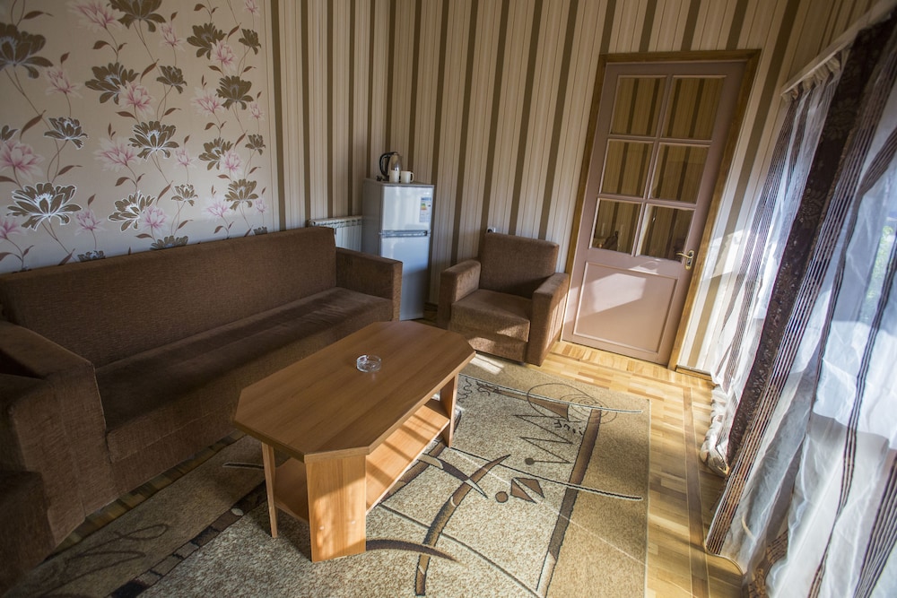 Basic Double Room