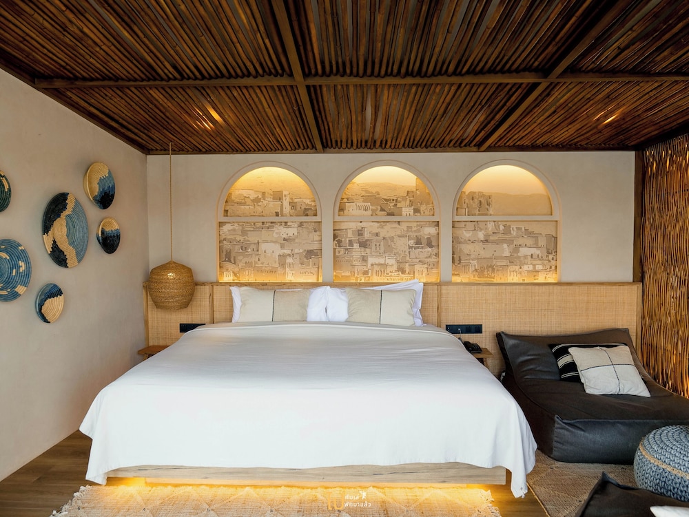 Private Pool Villa Suite - Photo 13