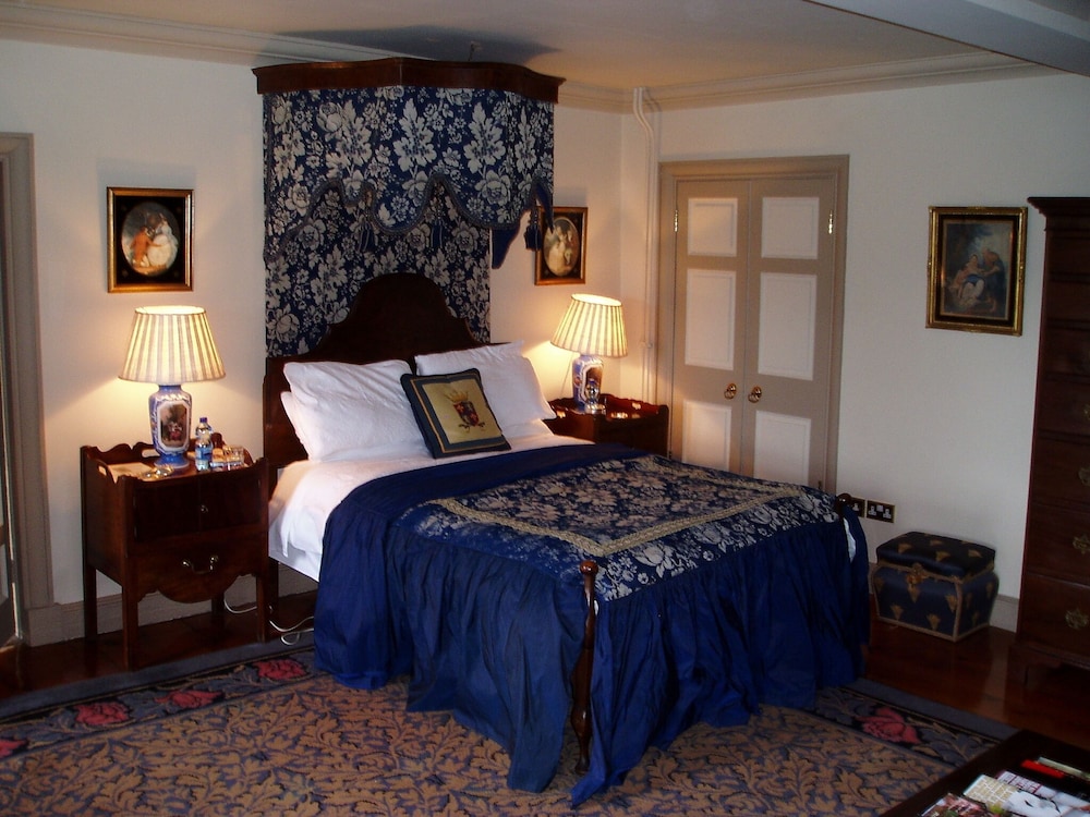 Classic Double Room, Ensuite (Canopy Bedroom) photo 3