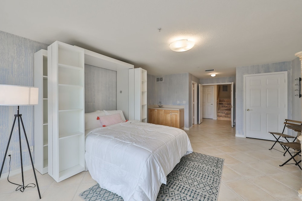 Luxury Townhome photo 1