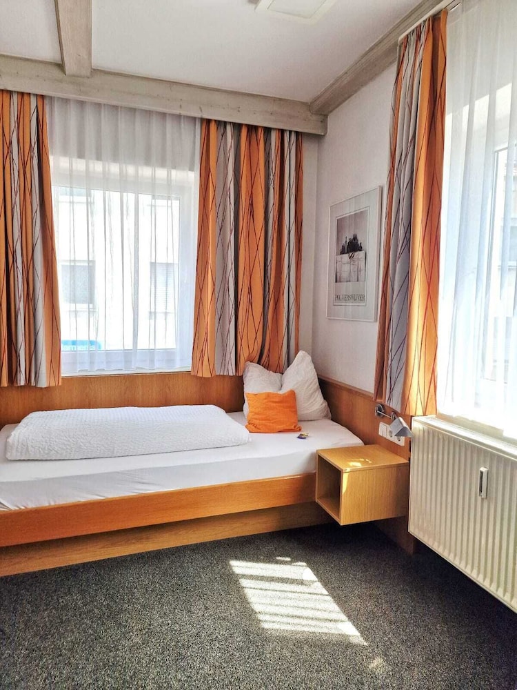 Premium Single Room, Air conditioning photo 3