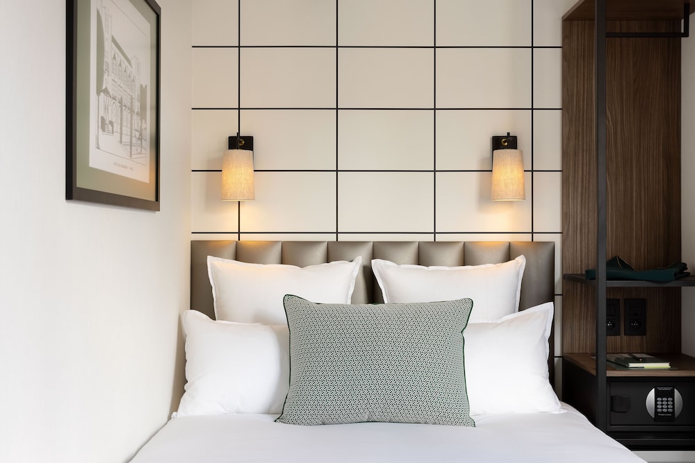 Chambre Small photo 1