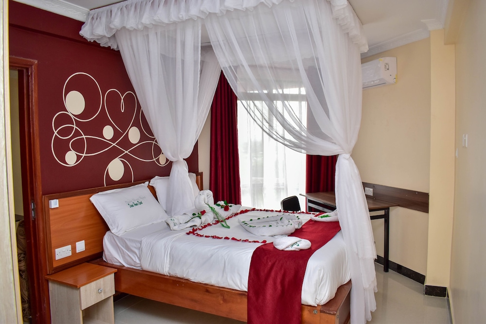 Executive Studio Suite