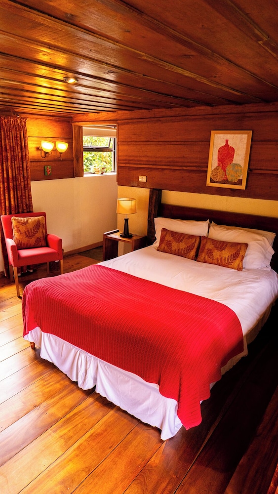 Standard Room, Garden View