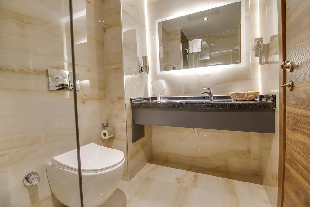 Superior Room - Photo 7