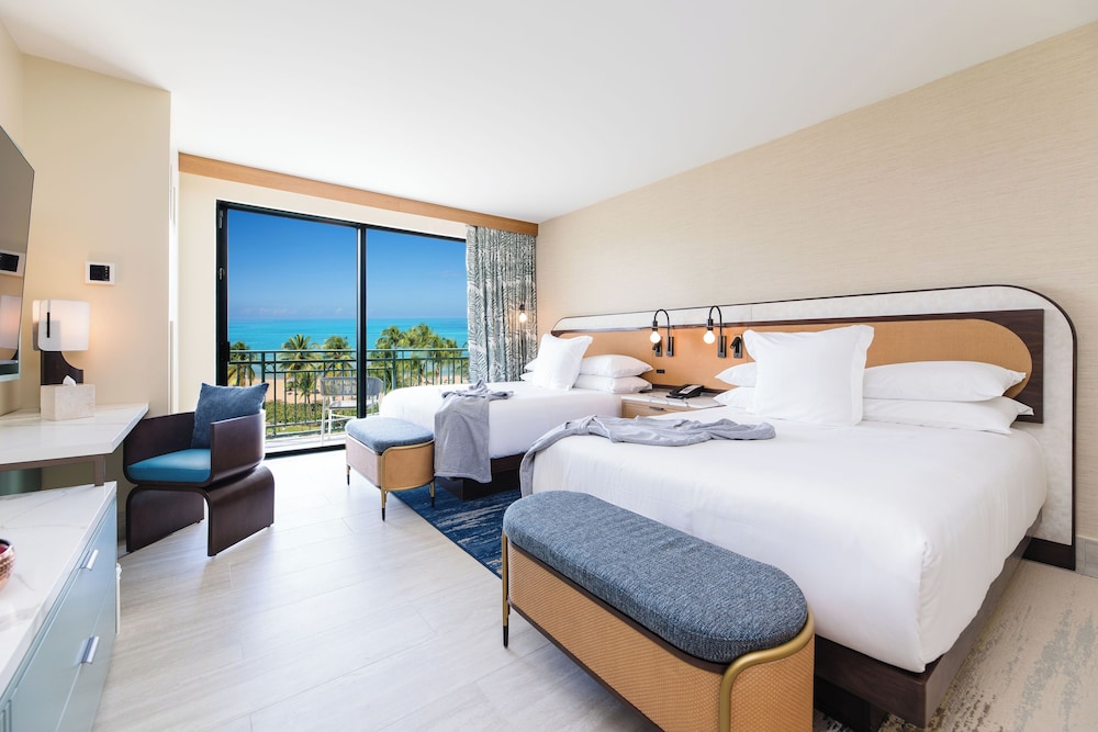 Room, 2 Queen Beds (Pool, Renovated) - Photo 3