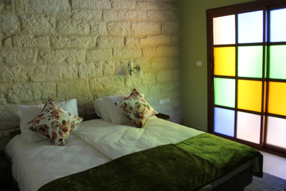 Luxury Twin Room (The Olive Room / Ghorfet El-Zeitun) photo 1