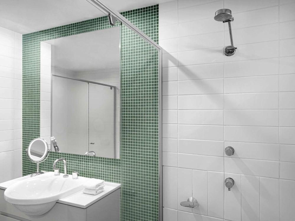 3 Bedroom Spa Suite - Dual Key - Weekly Housekeeping - Photo 4