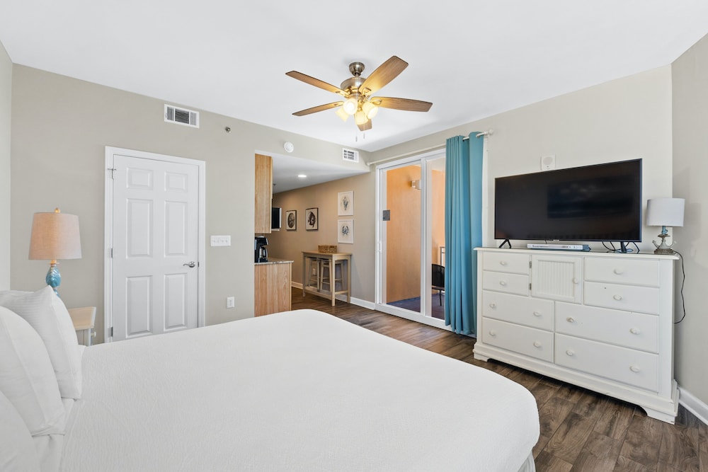 Studio, Ocean View (1101E-A) photo 3
