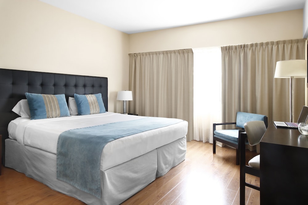Standard Double or Twin Room photo 1