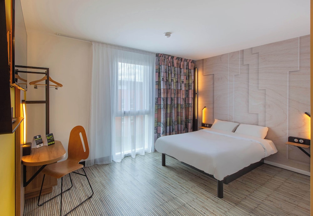 Double Room, Mobility Accessible, Non Smoking - Photo 1